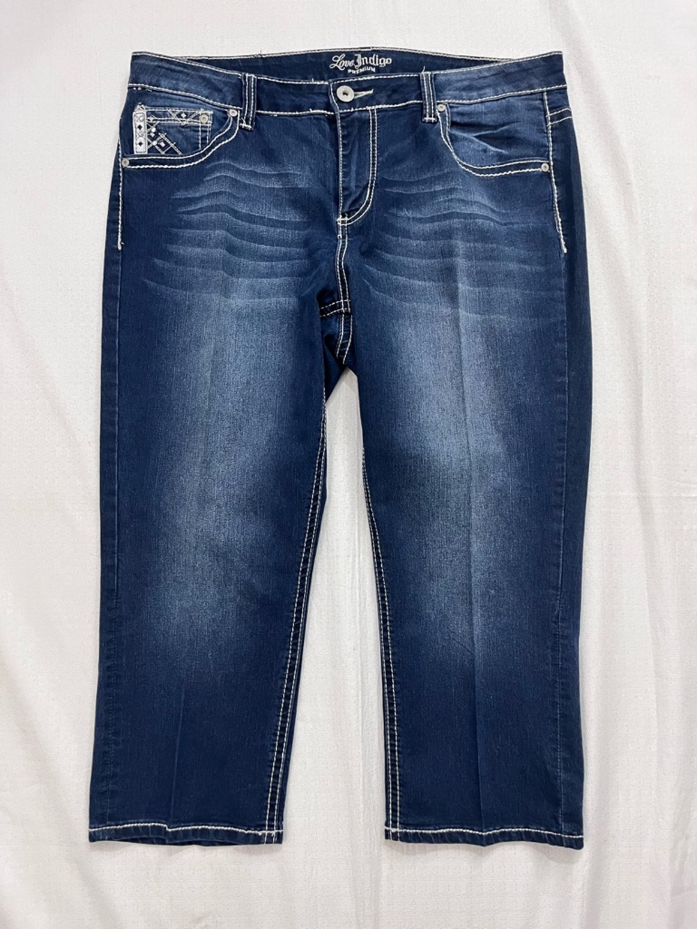 Love Indigo embroidered Cropped Capri Jeans
